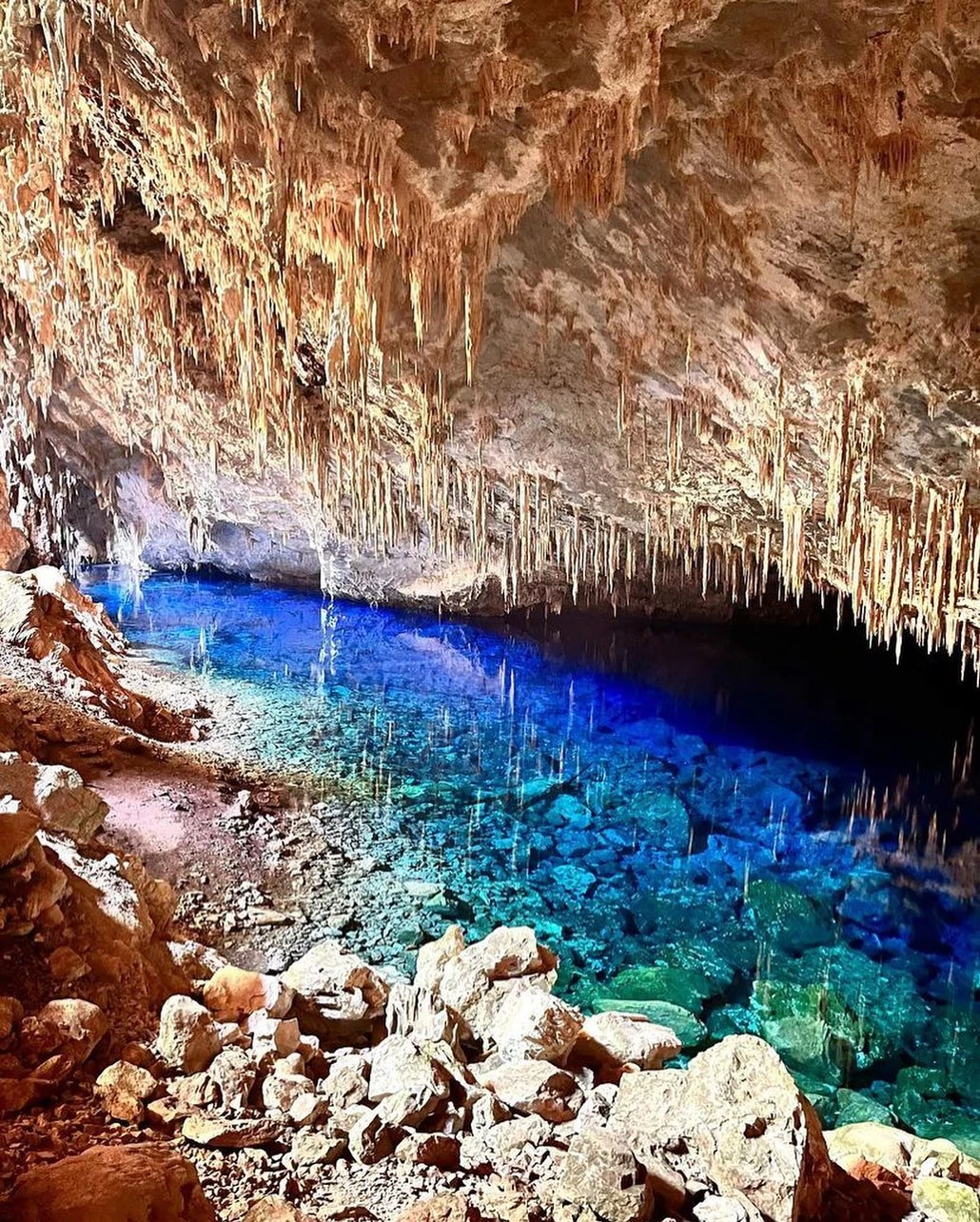 Gruta do Lago Azul